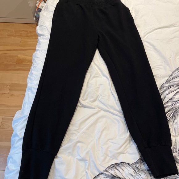 Varley Black pants size small - Picture 2 of 5